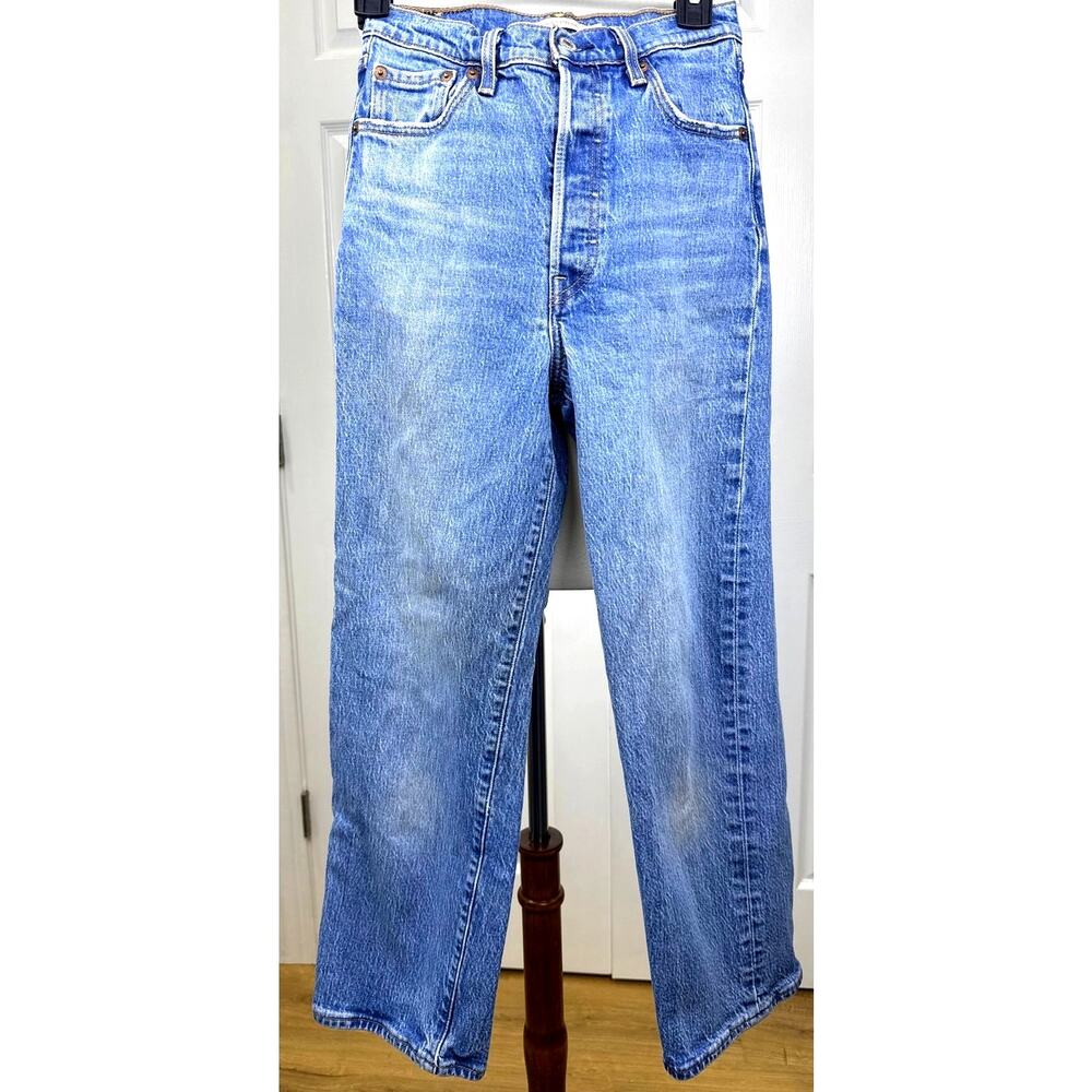 Levi’s Ribcage Straight Jeans High Rise Button Fly 26